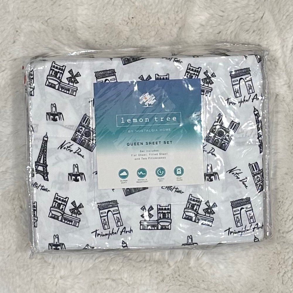 NWOT Lemon Tree PARIS FRANCE MONUMENTS Queen Sheet Set